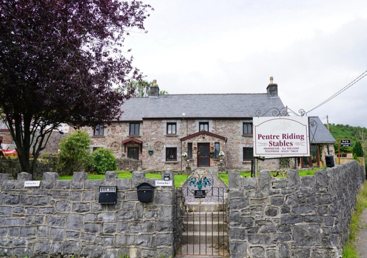 Pentre Riding Stables Hotell Abercraf Exteriör bild